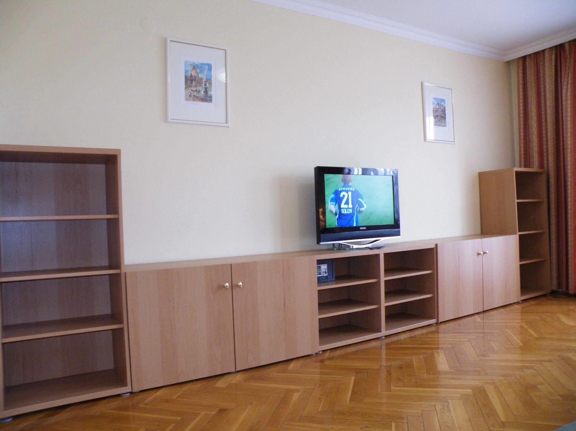 Apartment Buda بودابست المظهر الخارجي الصورة