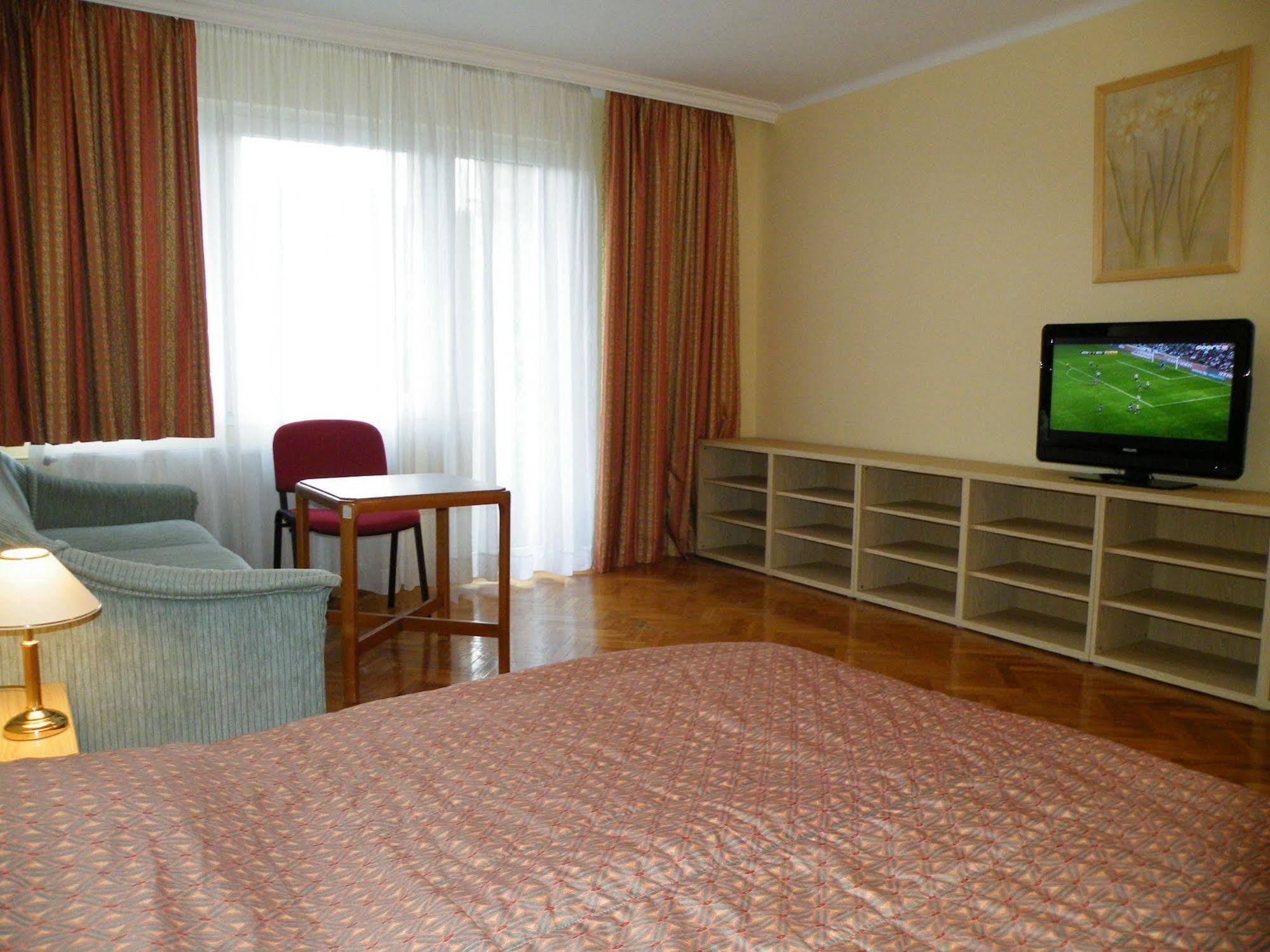Apartment Buda بودابست المظهر الخارجي الصورة